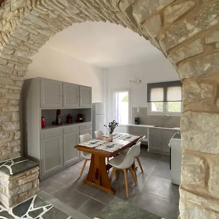 - Traditional House Tatil Evi