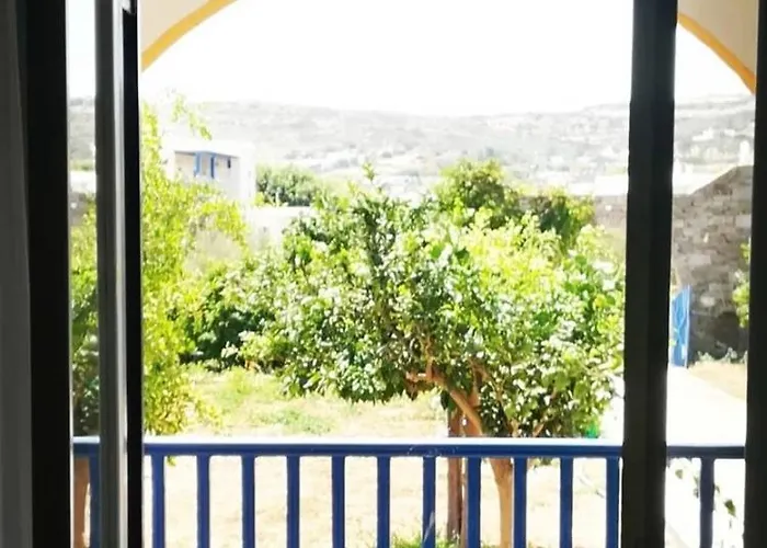 - Traditional House * Ambelas